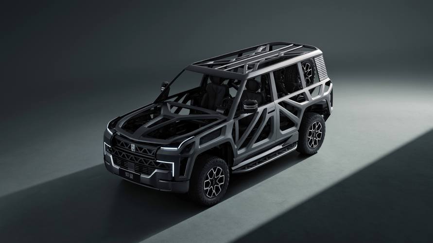 东莞250仰望U8硬派越野的科技魅力，国能汽车对传统燃油车市场的冲击